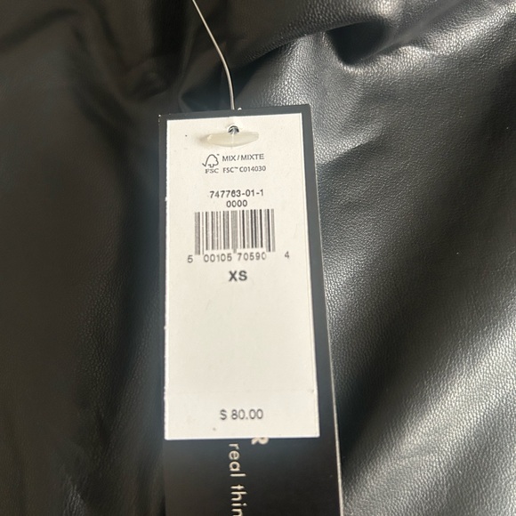 NWT Banana Republic Black Vegan Leather Leggings - Picture 3 of 6